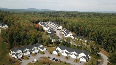 Highfield Townhome Available for Rent! in Rochester, NH - Building Photo - Building Photo