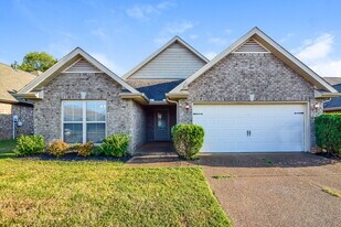 2915 S Hartland in Southaven, MS - Building Photo