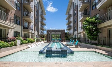 Savoye in Addison, TX - Building Photo - Building Photo