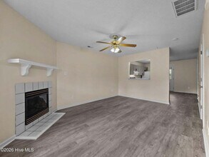 1983 W Brandymill Ln in Jacksonville, NC - Building Photo - Building Photo