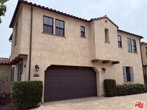 5441 Tree Farm Ln in Santa Barbara, CA - Building Photo - Building Photo