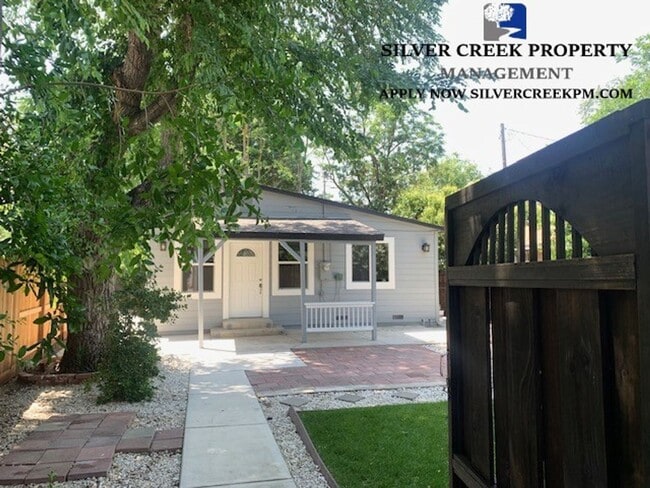 property at 1653 Court Dr