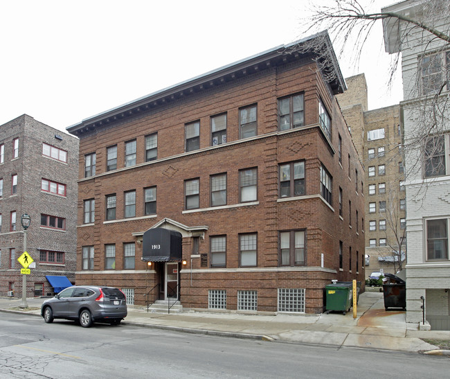 Lafayette Apartments in Milwaukee, WI - Foto de edificio - Building Photo