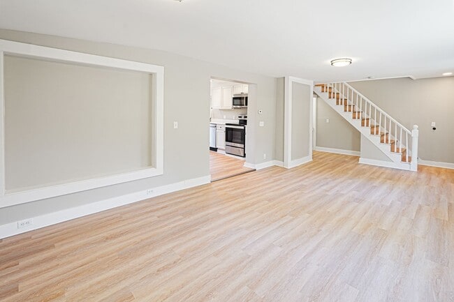 621 Main St in Sturbridge, MA - Building Photo - Building Photo