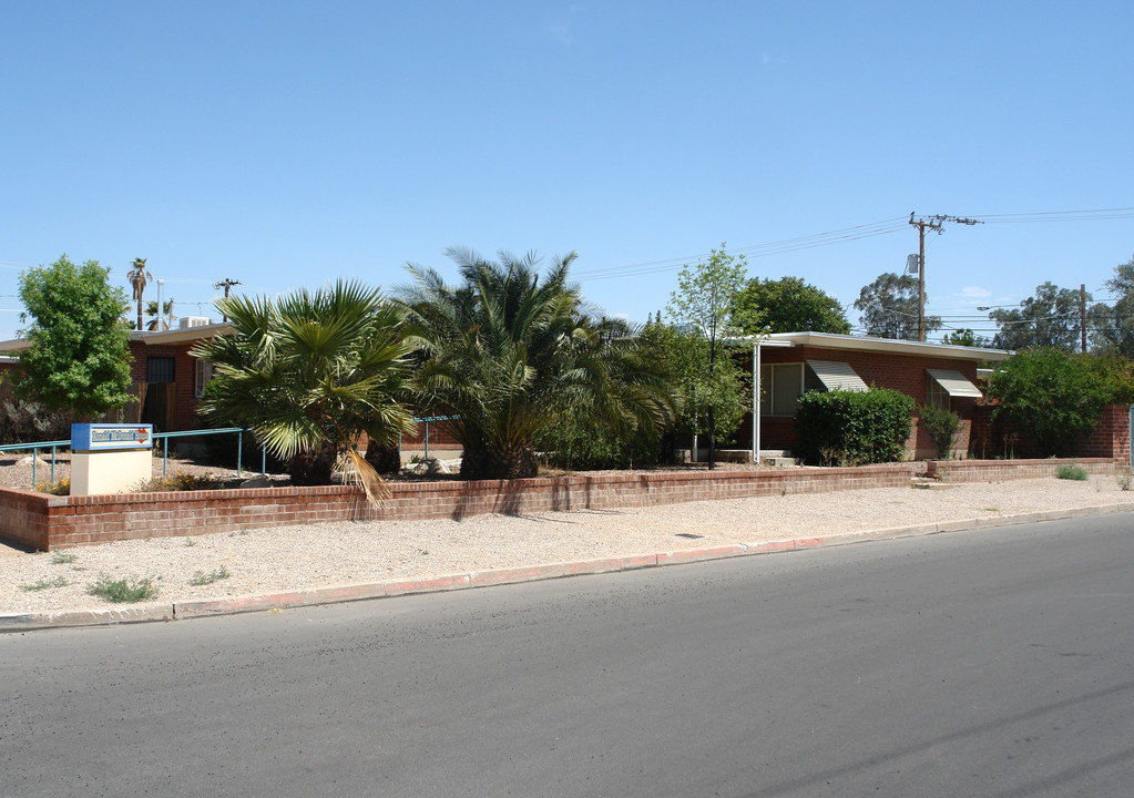 1802-1804 E Lester St in Tucson, AZ - Building Photo