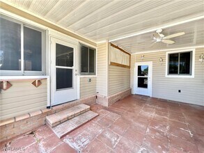 13 Cannes Dr in Naples, FL - Building Photo - Building Photo