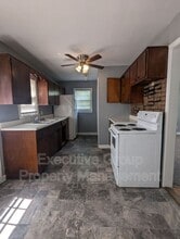 403 Lee Rd in Elizabethtown, KY - Building Photo - Building Photo