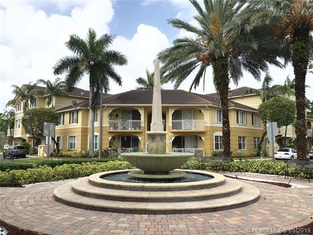 8814 W Flagler St-Unit -108 in Miami, FL - Foto de edificio - Building Photo