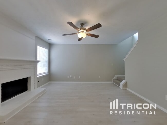 1951 Hidden Valley Dr SW in Marietta, GA - Building Photo - Building Photo