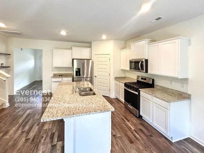 1301 Chelsea Pk Trl in Chelsea, AL - Building Photo - Building Photo