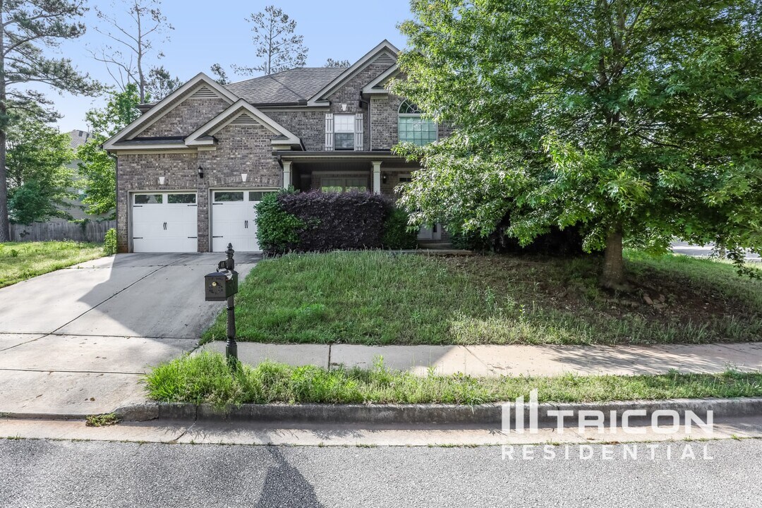 45 Canyon View Dr in Newnan, GA - Building Photo
