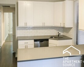 2730 N Wayne Ave in Chicago, IL - Building Photo - Building Photo