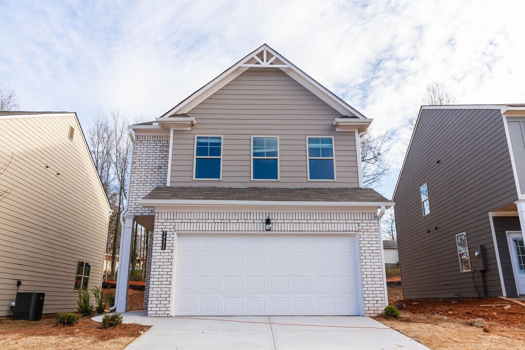 2137 Birch Mountain Run in Gainesville, GA - Building Photo
