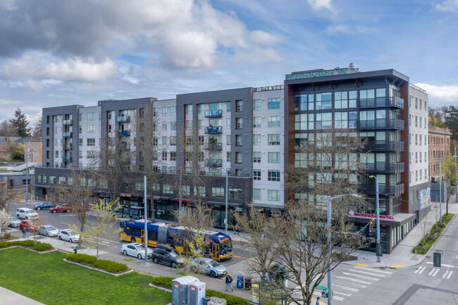 Hub U District Seattle in Seattle, WA - Foto de edificio - Primary Photo