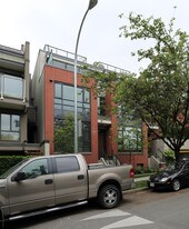 Fairview Green in Vancouver, BC - Building Photo