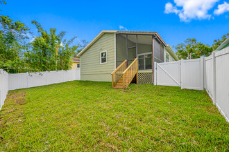 7214 S Juanita St in Tampa, FL - Building Photo - Building Photo