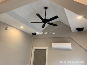 38 Railroad St in Clinton, ME - Building Photo - Building Photo