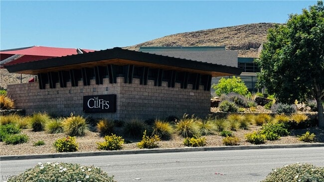 property at 9836 Starlight Ridge Ave