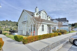 Baytree Apartments in Scotts Valley, CA - Building Photo - Building Photo