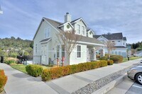 Baytree Apartments in Scotts Valley, CA - Foto de edificio - Building Photo