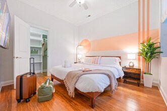 1243 W Madison St in Chicago, IL - Building Photo - Building Photo