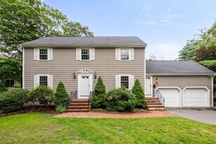 55 Park Ave in Wellesley, MA - Building Photo