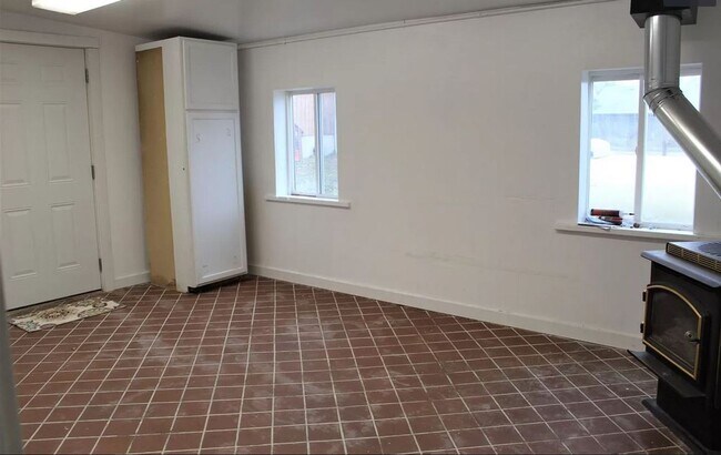 56695 MT-212-Unit -1 in Charlo, MT - Building Photo - Building Photo