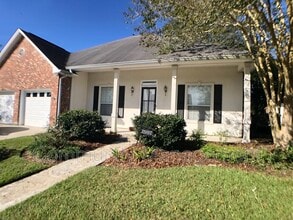 25857 Linwood Rd in Denham Springs, LA - Building Photo - Building Photo