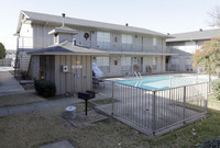 Stonebridge Apartments in Greenville, TX - Building Photo - Building Photo