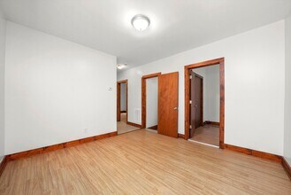 6540 S Vernon Ave in Chicago, IL - Building Photo - Building Photo