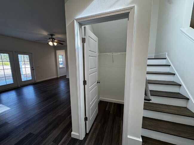 260 Peewee Dr. SE in Ludowici, GA - Building Photo - Building Photo