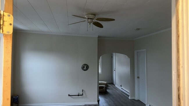 399 Alden St, Unit 2 in Fall River, MA - Building Photo - Building Photo