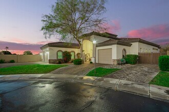 1207 S Larkspur Ct in Gilbert, AZ - Building Photo - Building Photo