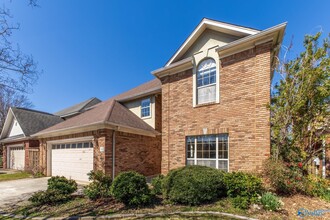 102 Canterbury Cir in Madison, AL - Building Photo - Building Photo