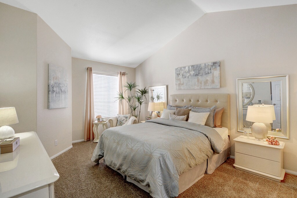 Palm Villas at Whitney Ranch Apartments in Henderson, NV