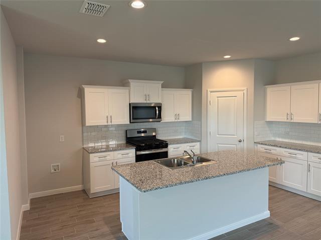 9620 Springmill Ln in Crowley, TX - Building Photo - Building Photo