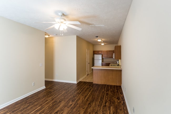 Crosswinds Condominiums in Lebanon, TN - Building Photo - Interior Photo