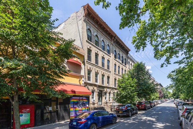 133 Starr St in Brooklyn, NY - Building Photo - Building Photo