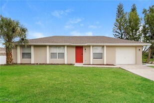 3007 7th St SW in Lehigh Acres, FL - Building Photo