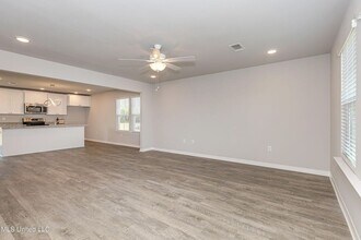14180 Sanctuary Trails Dr in Gulfport, MS - Building Photo - Building Photo