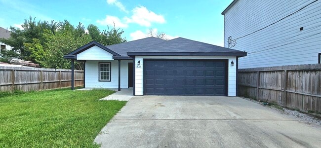 834 Elkhart St in Houston, TX - Building Photo - Building Photo