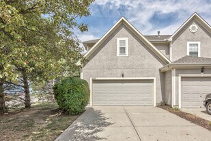 22810 West 71st Terrace in Shawnee, KS - Building Photo