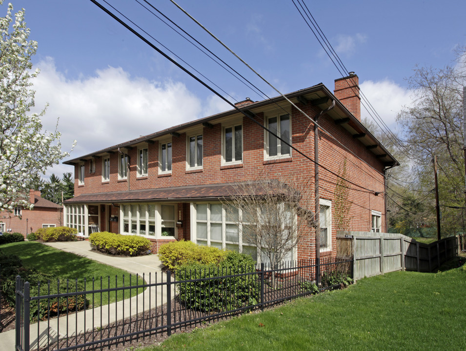 Beacon Commons in Pittsburgh, PA - Building Photo