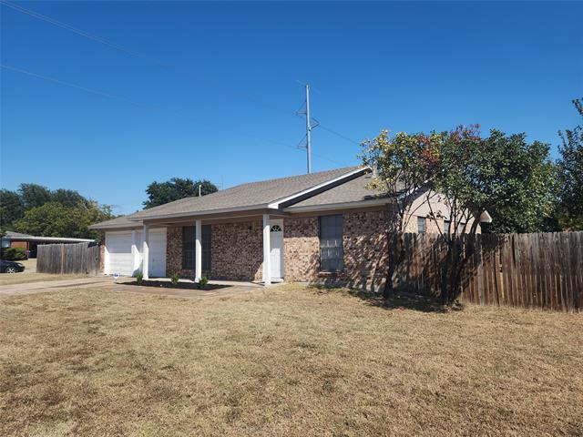 524 Kate St in White Settlement, TX - Building Photo - Building Photo