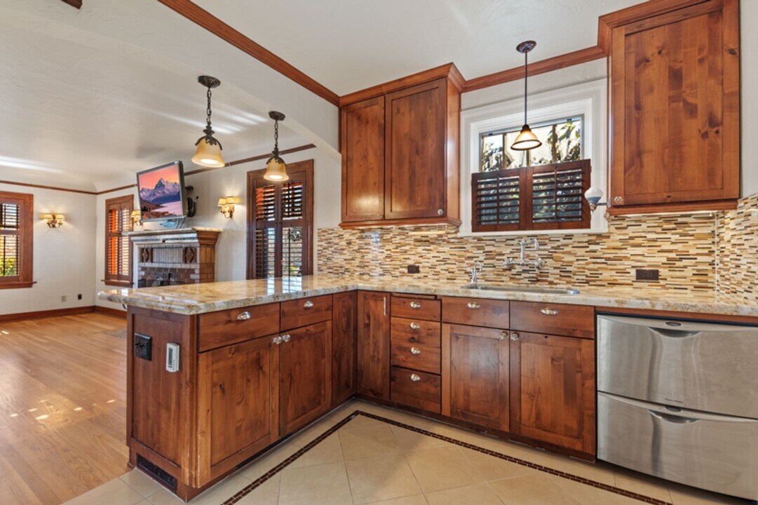 1231 S Arlington Ave in Reno, NV - Building Photo