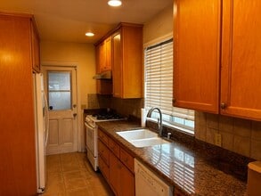 7946 Hershey St in Rosemead, CA - Building Photo - Building Photo