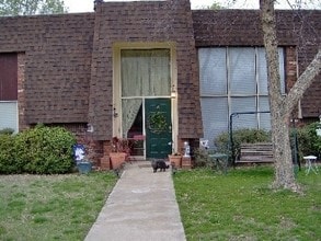 Westwood Townhomes in Wagoner, OK - Building Photo - Building Photo