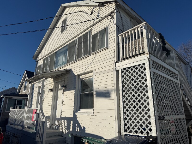 5 Johnson Ave in Hampton, NH - Building Photo