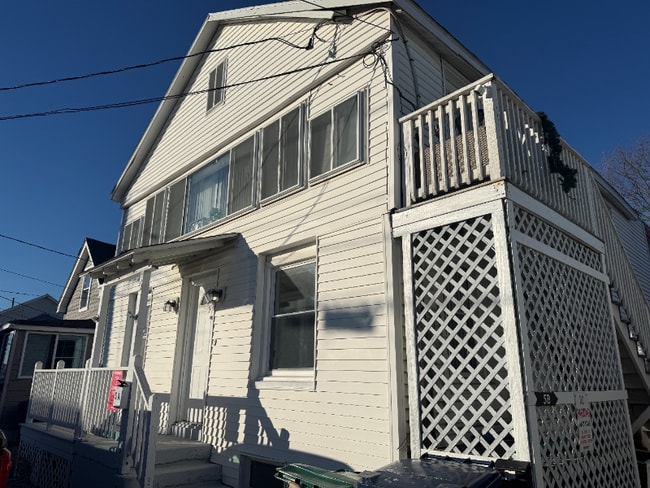 property at 5 Johnson Ave