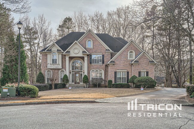 property at 1464 Hattiesburg Ct